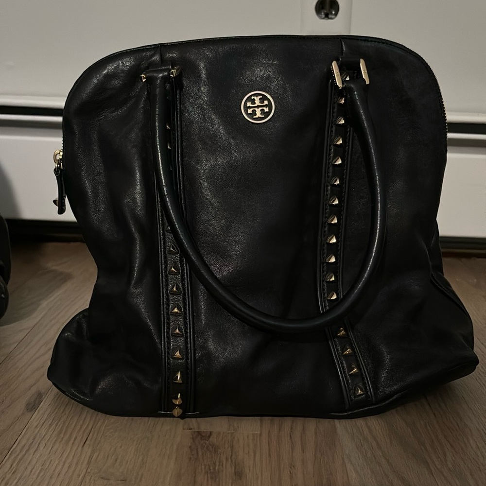 Tory Burch black leather Studded Bag in EUC. - Picture 1 of 10